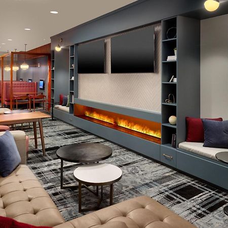 Courtyard By Marriott Washington, D.C./Foggy Bottom Hotel Bagian luar foto