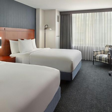 Courtyard By Marriott Washington, D.C./Foggy Bottom Hotel Bagian luar foto