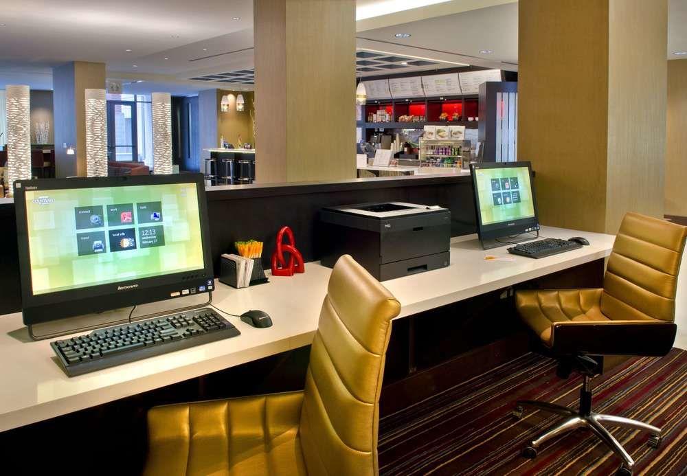 Courtyard By Marriott Washington, D.C./Foggy Bottom Hotel Bagian luar foto