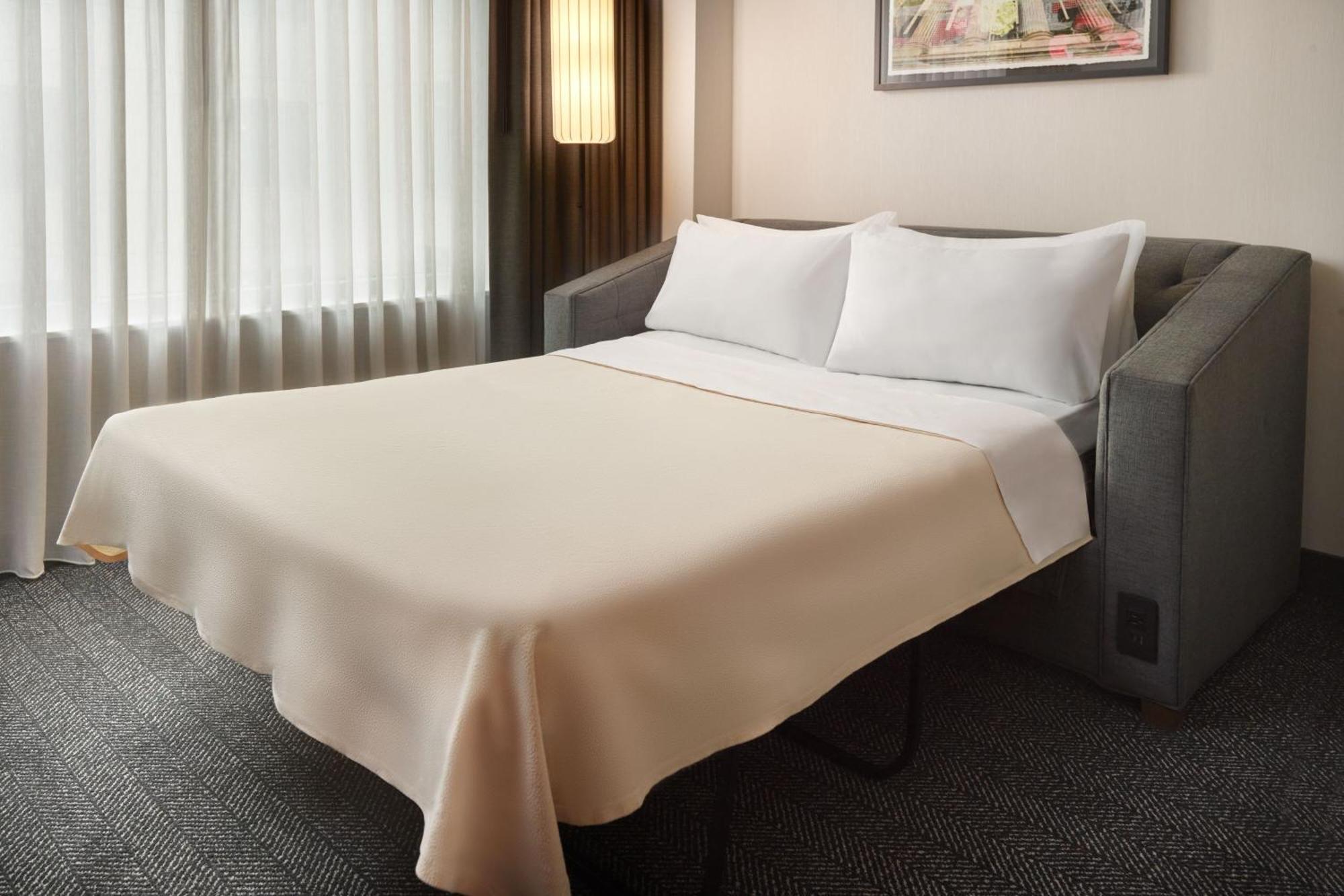 Courtyard By Marriott Washington, D.C./Foggy Bottom Hotel Bagian luar foto
