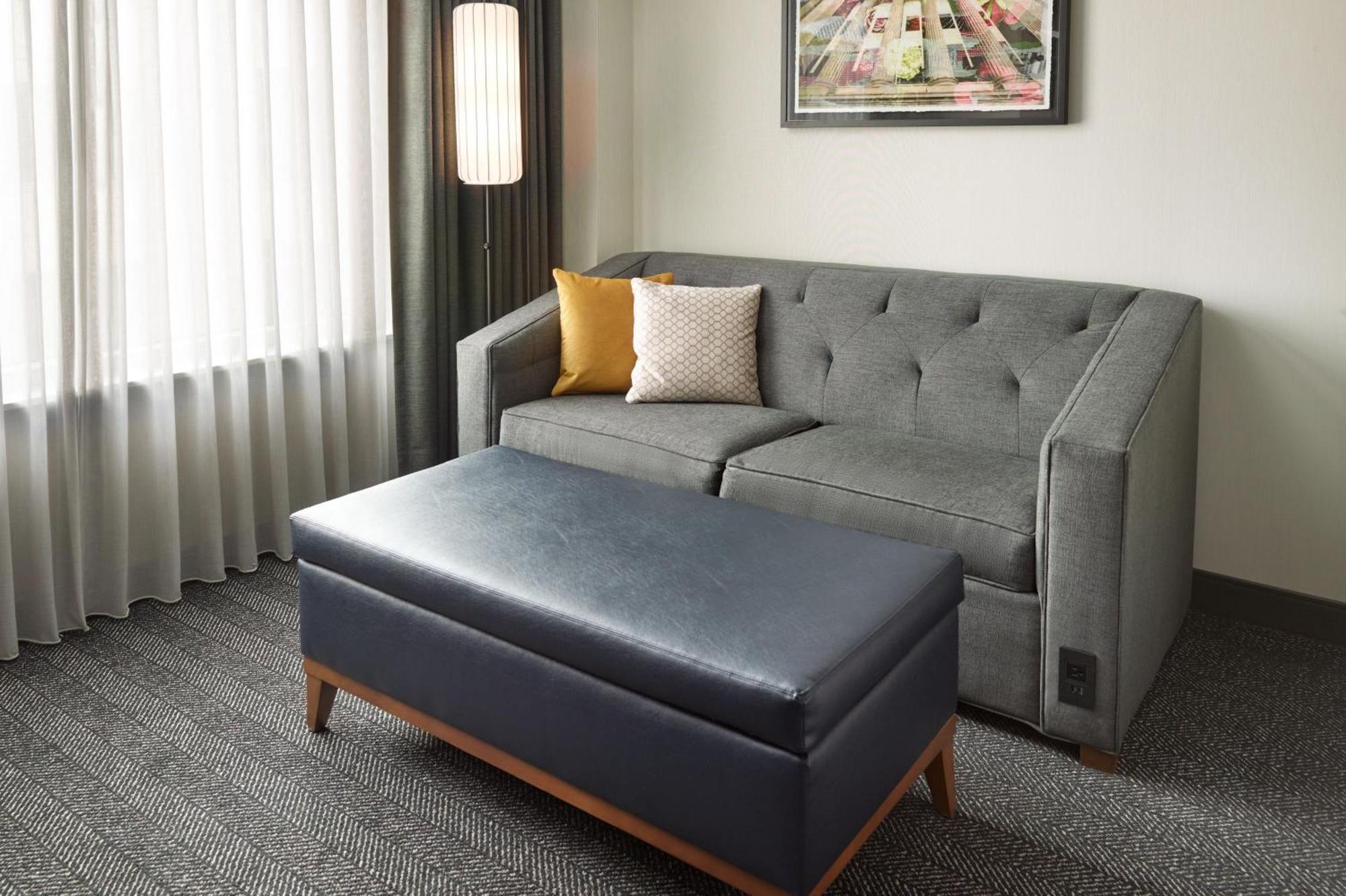Courtyard By Marriott Washington, D.C./Foggy Bottom Hotel Bagian luar foto