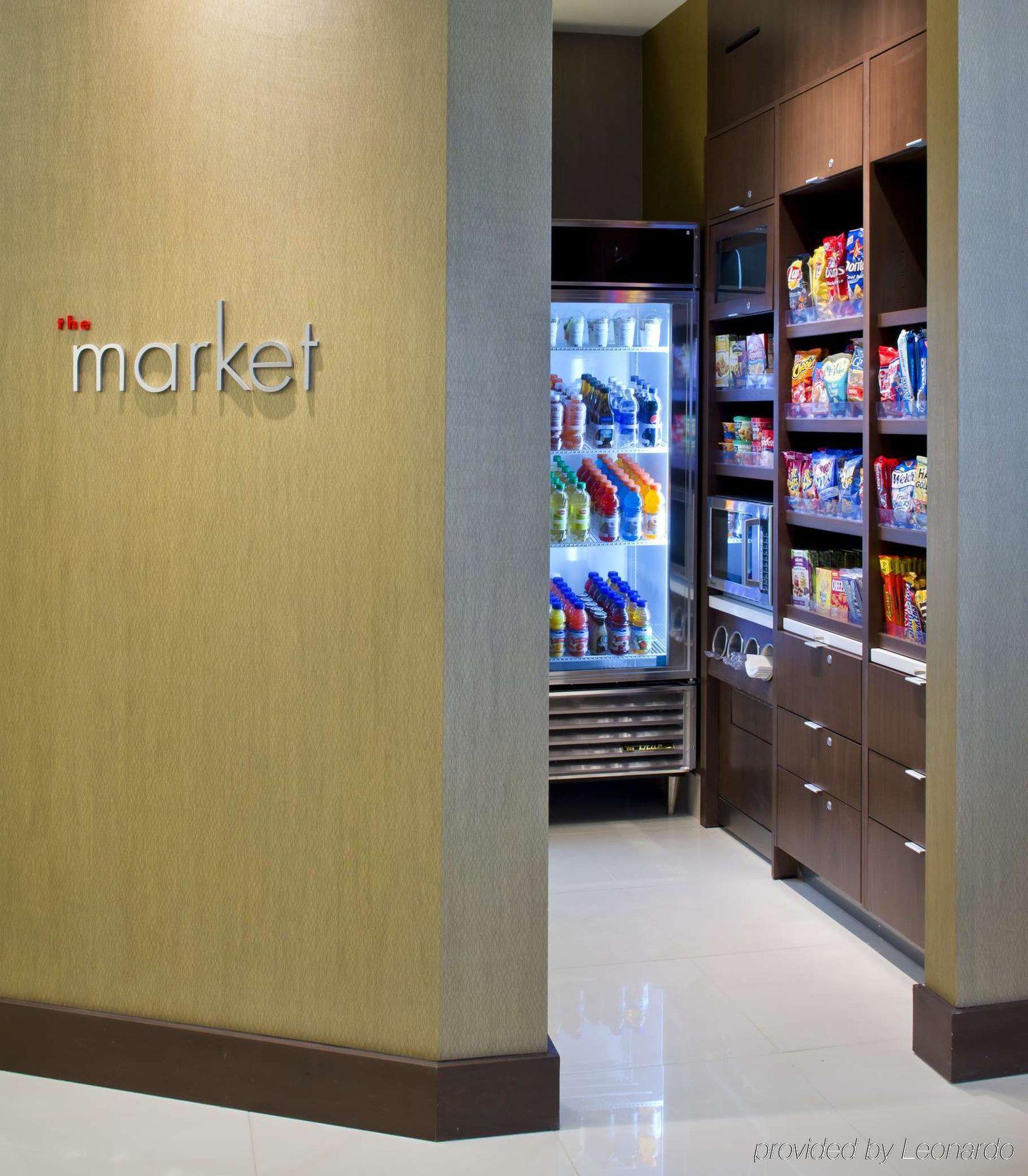 Courtyard By Marriott Washington, D.C./Foggy Bottom Hotel Bagian luar foto