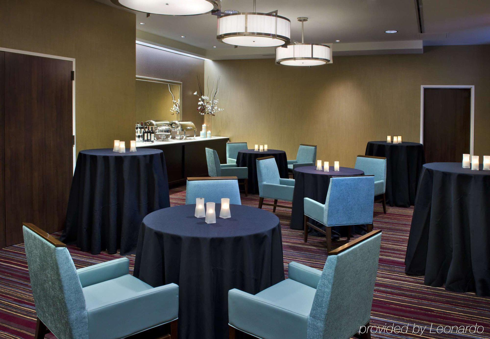 Courtyard By Marriott Washington, D.C./Foggy Bottom Hotel Bagian luar foto
